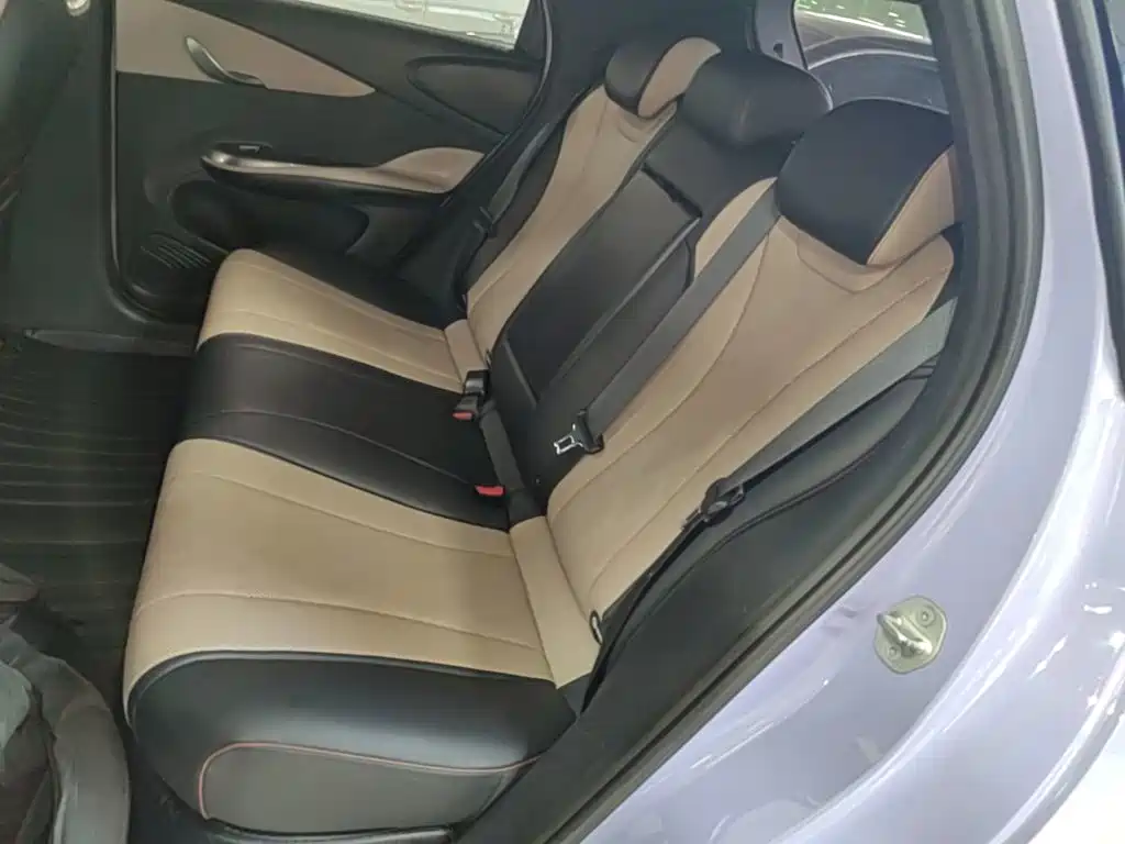 BYD Dolphin 2023 — фото 17