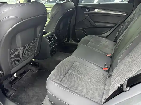 Audi Q5L 2025