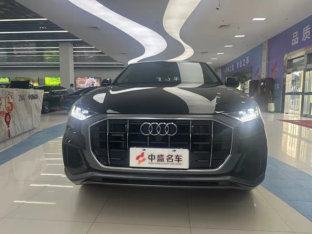 Audi Q8 2024
