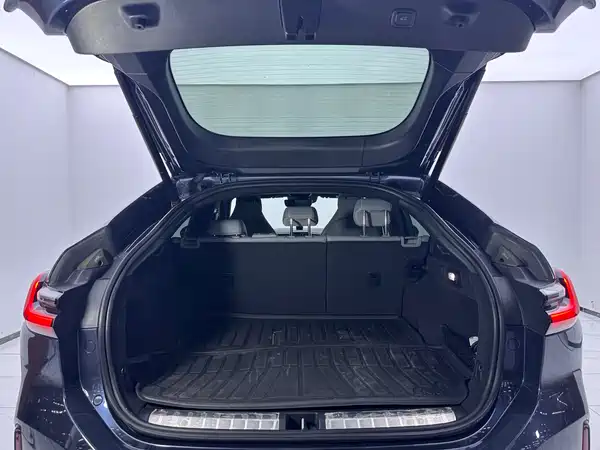 NIO EC6 2020