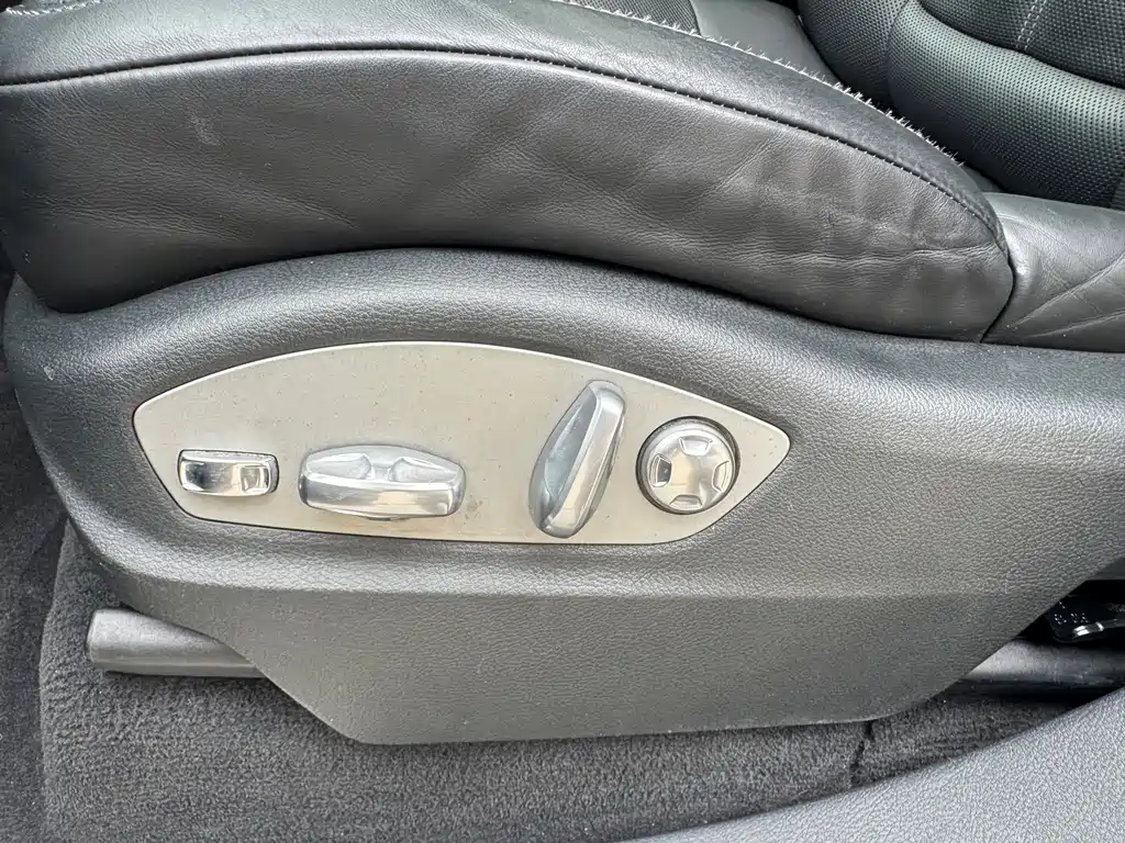 Porsche Cayenne 2014 — фото 14
