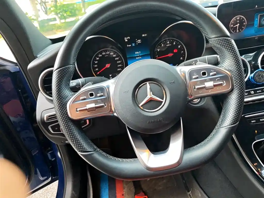 Mercedes-Benz C-Class 2019 — фото 11