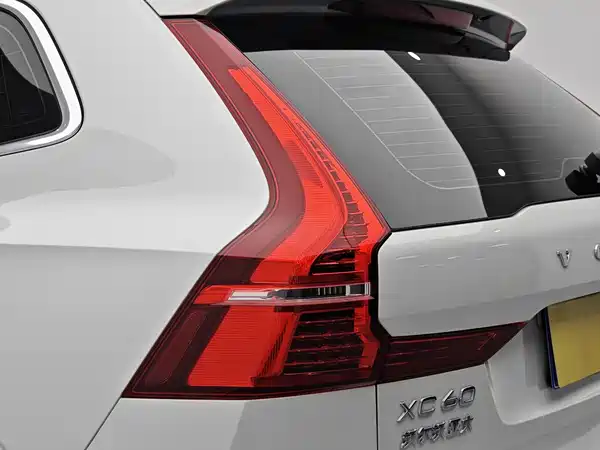 Volvo XC60 2021