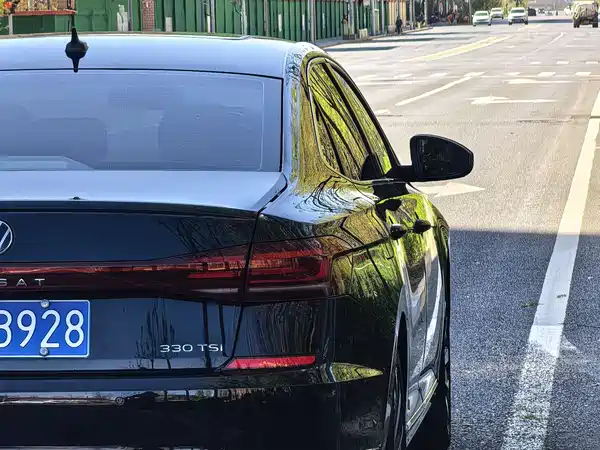 Volkswagen Passat 2022