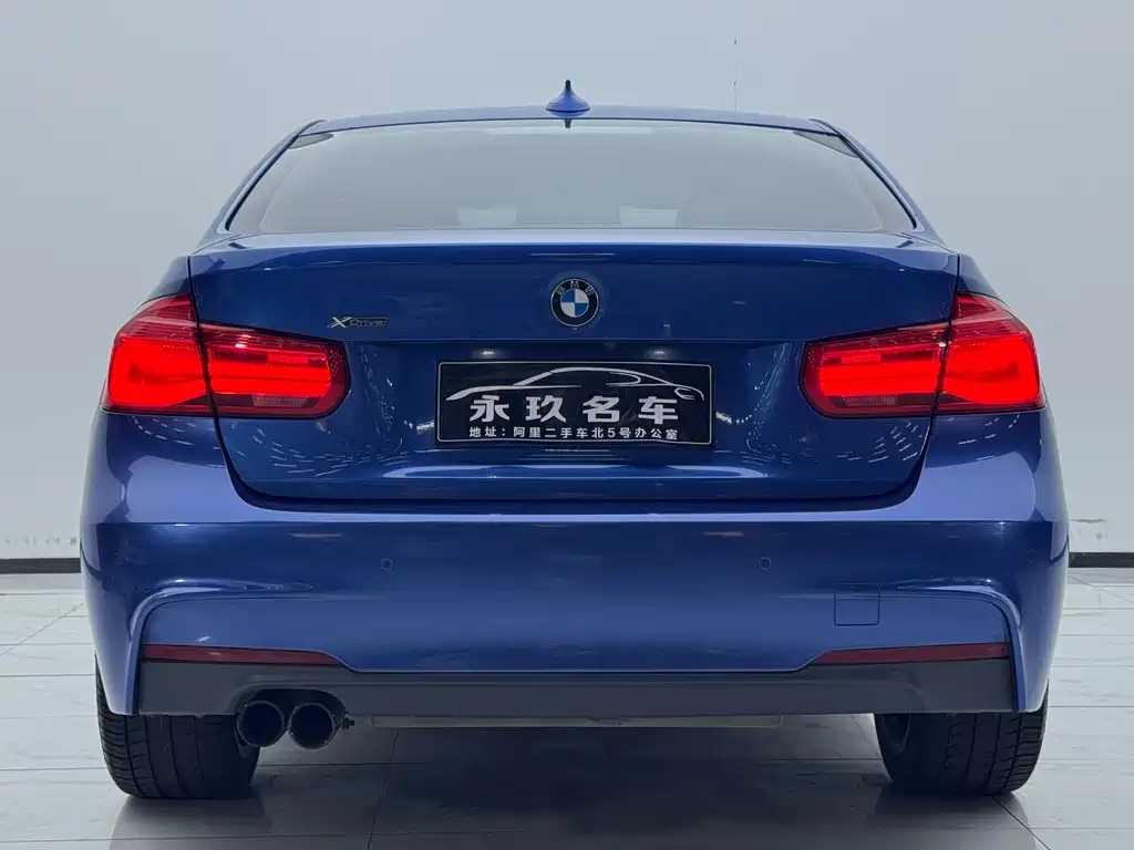BMW 3 Series 2017 — фото 16