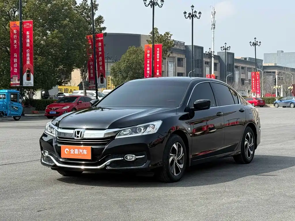 Honda Accord 2018 — фото 1