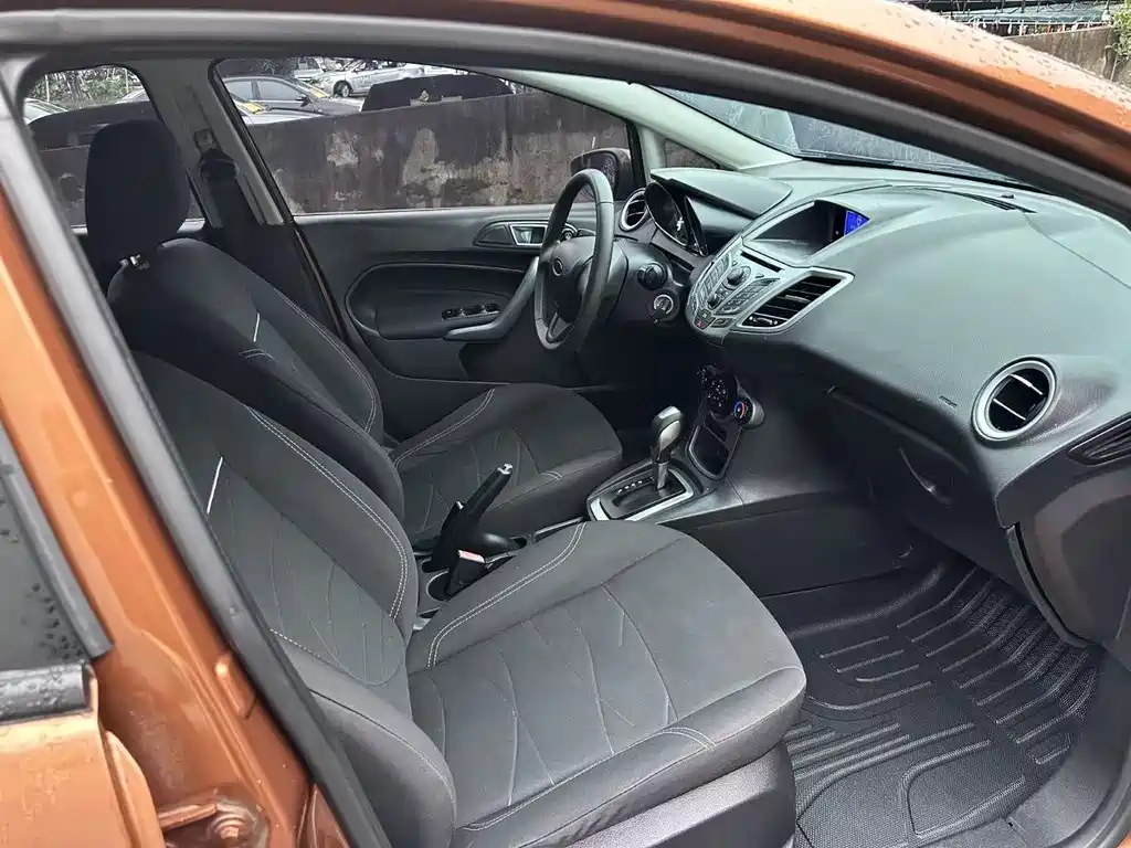 Ford Fiesta 2014