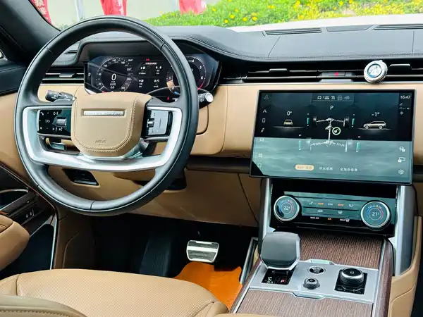 Land Rover Range Rover 2024