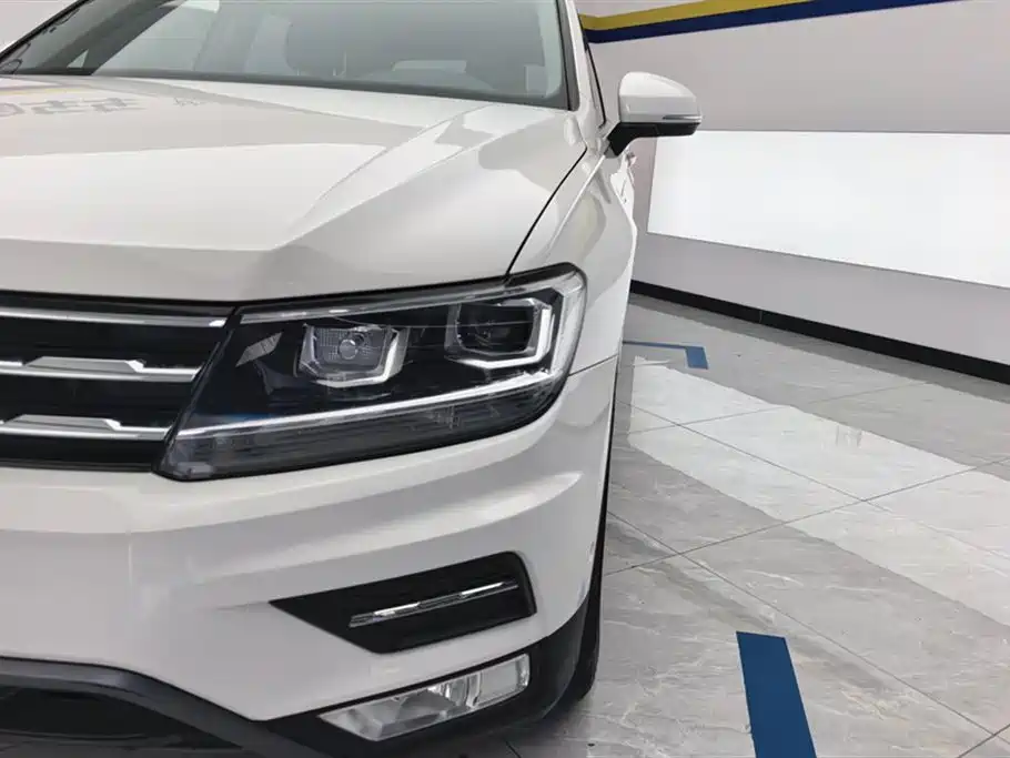 Volkswagen Tiguan L 2020