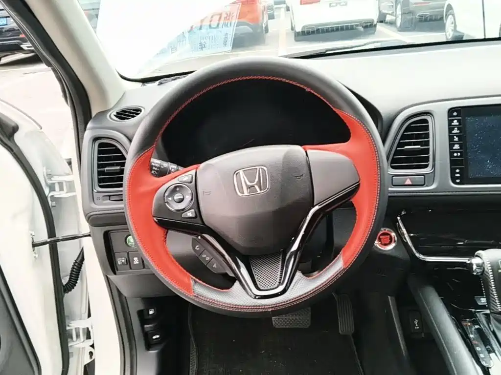 Honda Vezel 2022 — фото 11