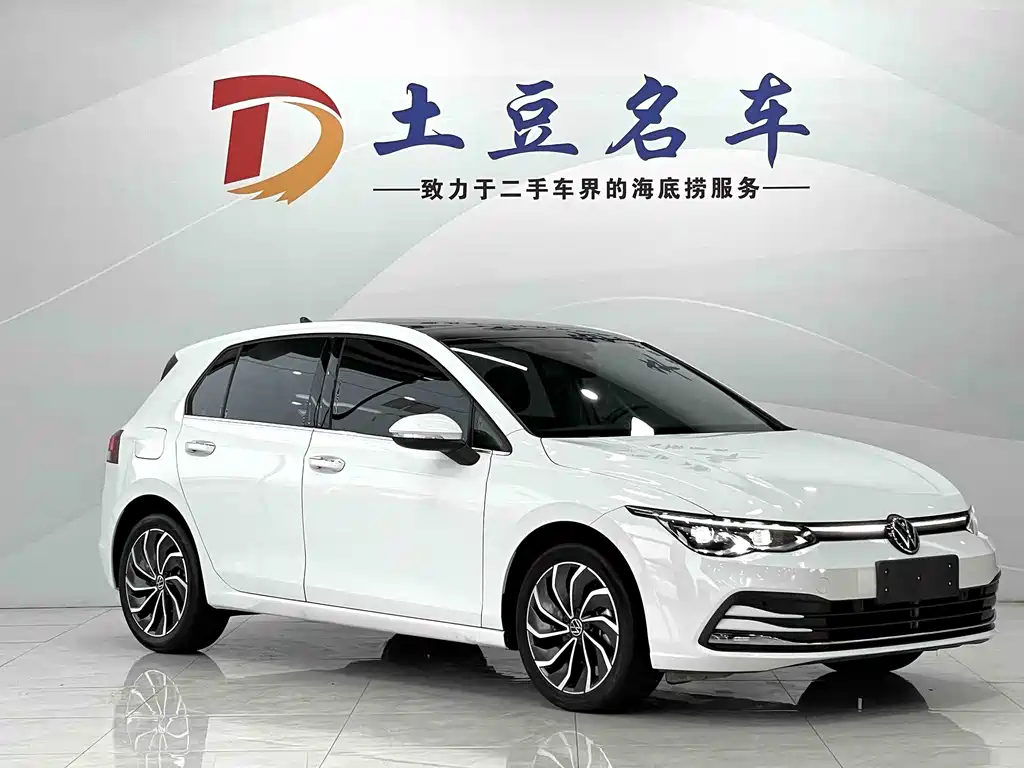 Volkswagen Golf 2022