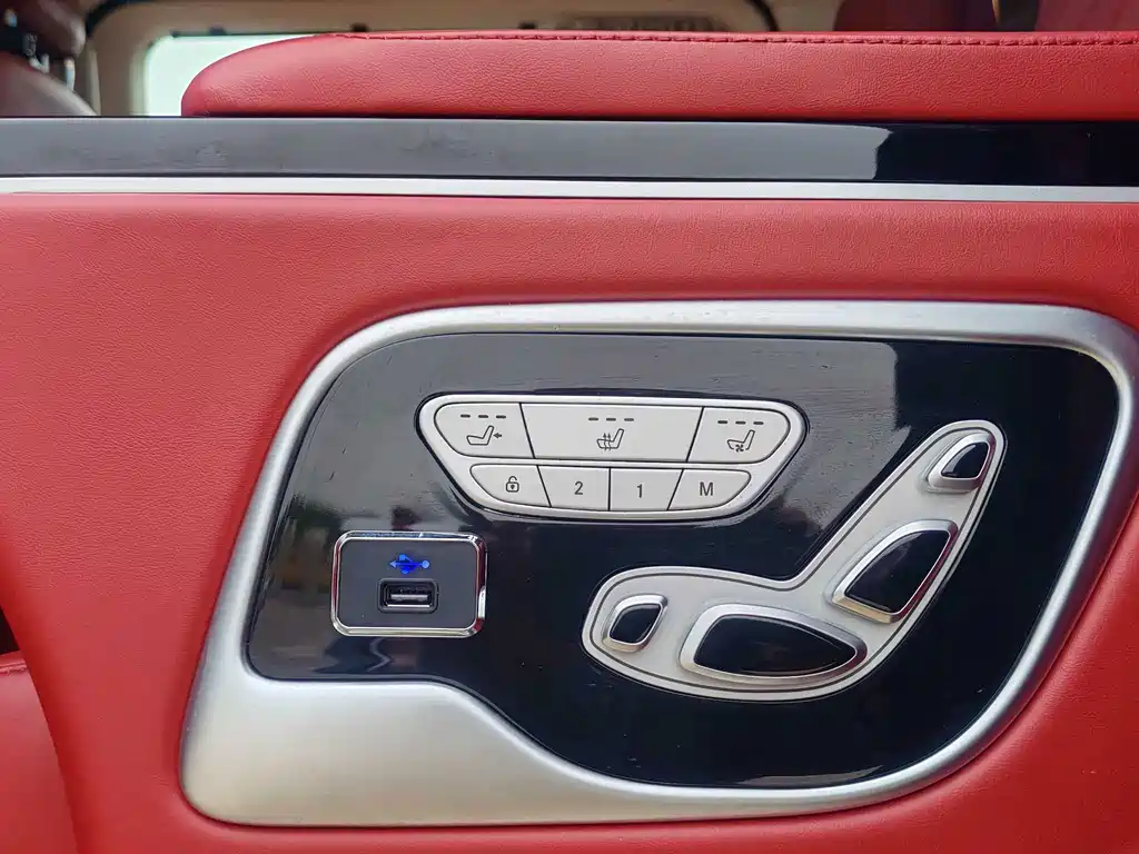 Mercedes-Benz Vito 2021 — фото 19