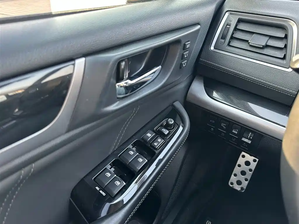 Subaru Outback 2020 — фото 23