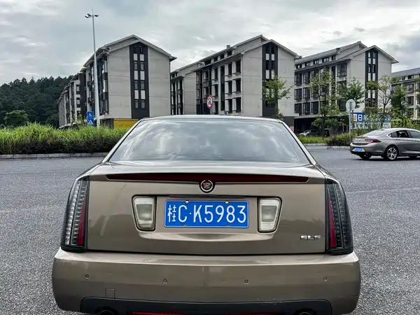 Cadillac SLS 2009
