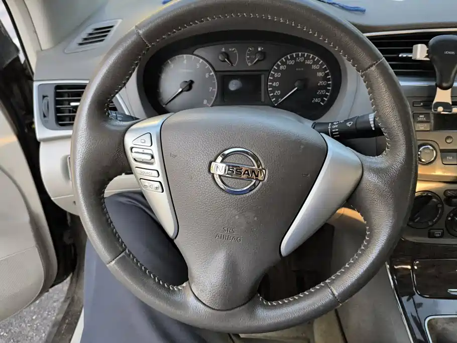 Nissan Sylphy 2014 — фото 15