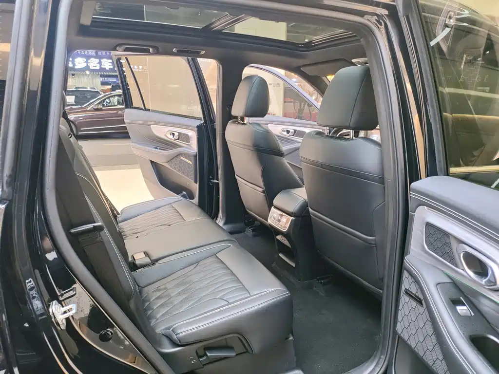 GAC Motor Trumpchi GS8 2023 — фото 12
