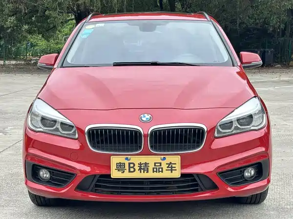BMW 2 Series Station Wagon 2016