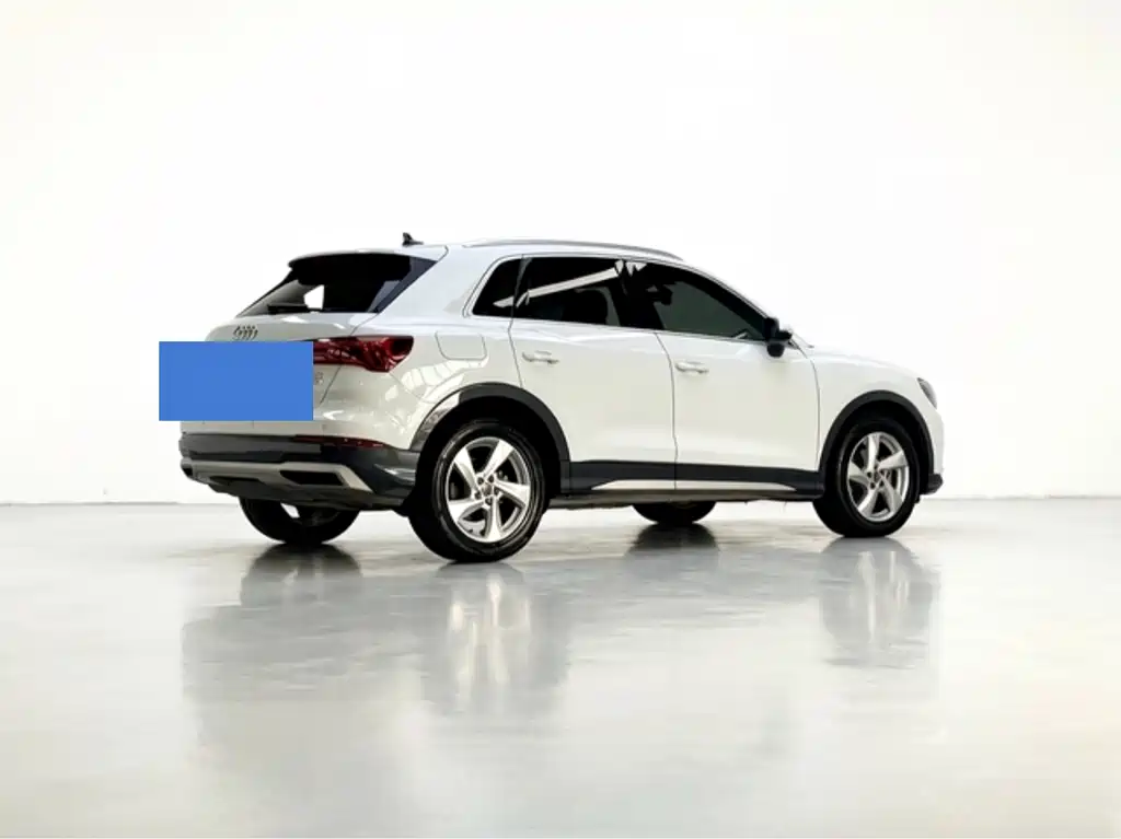 Audi Q3 2019 — фото 6