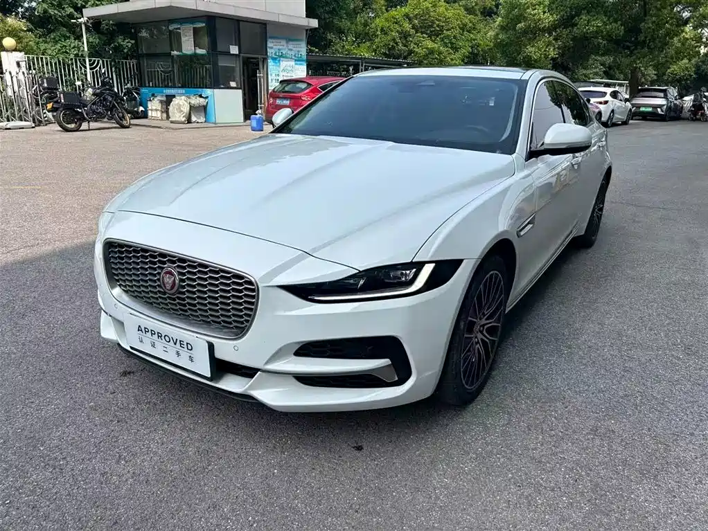 Jaguar XEL 2022