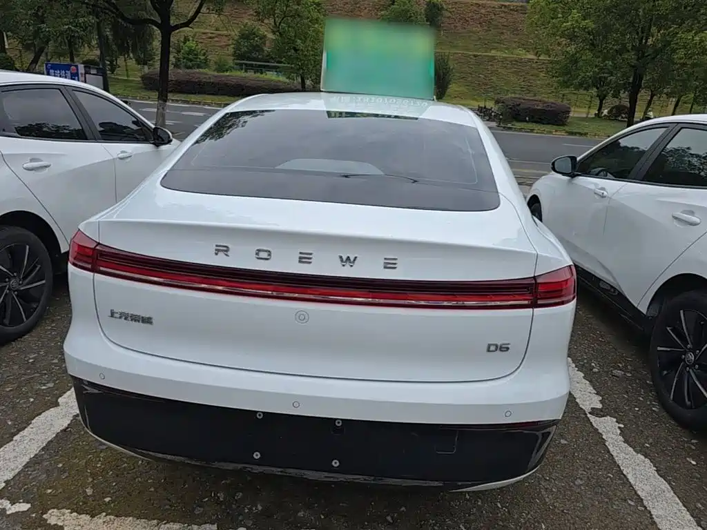Roewe D6 2025