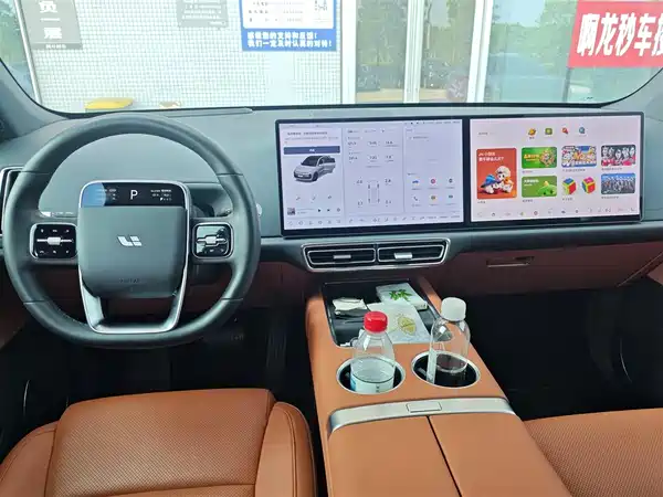 Li Auto L6 2024