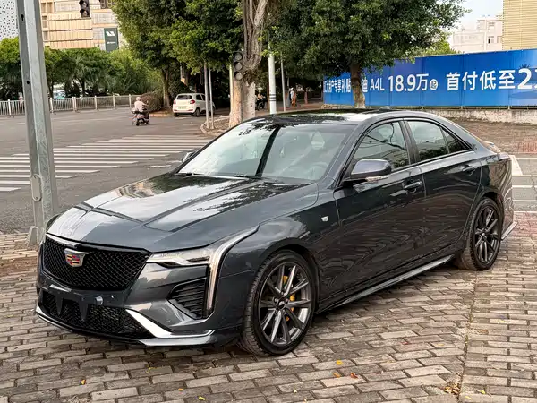 Cadillac CT4 2020