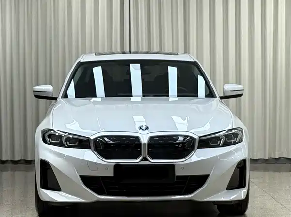 BMW i3 2024