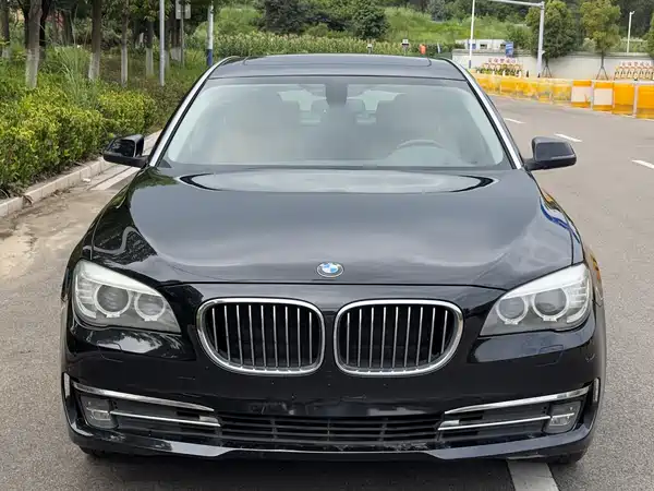BMW 7 Series 2015