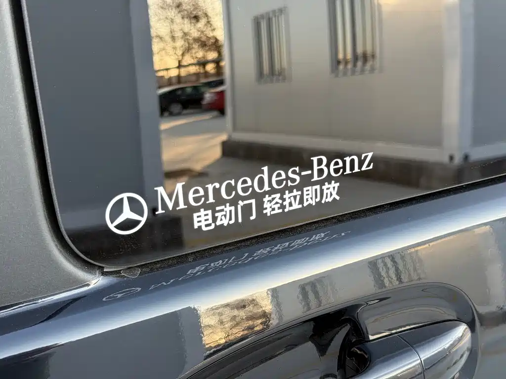 Mercedes-Benz V-Class 2016 — фото 17
