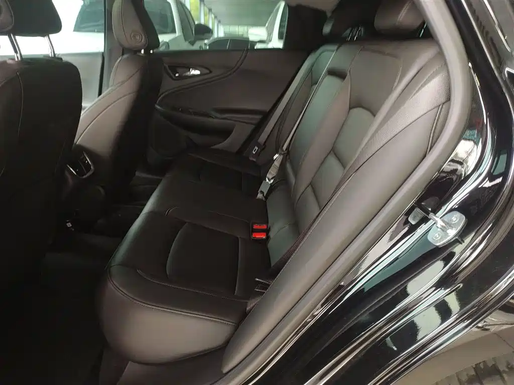 Chevrolet Malibu XL 2023 — фото 17