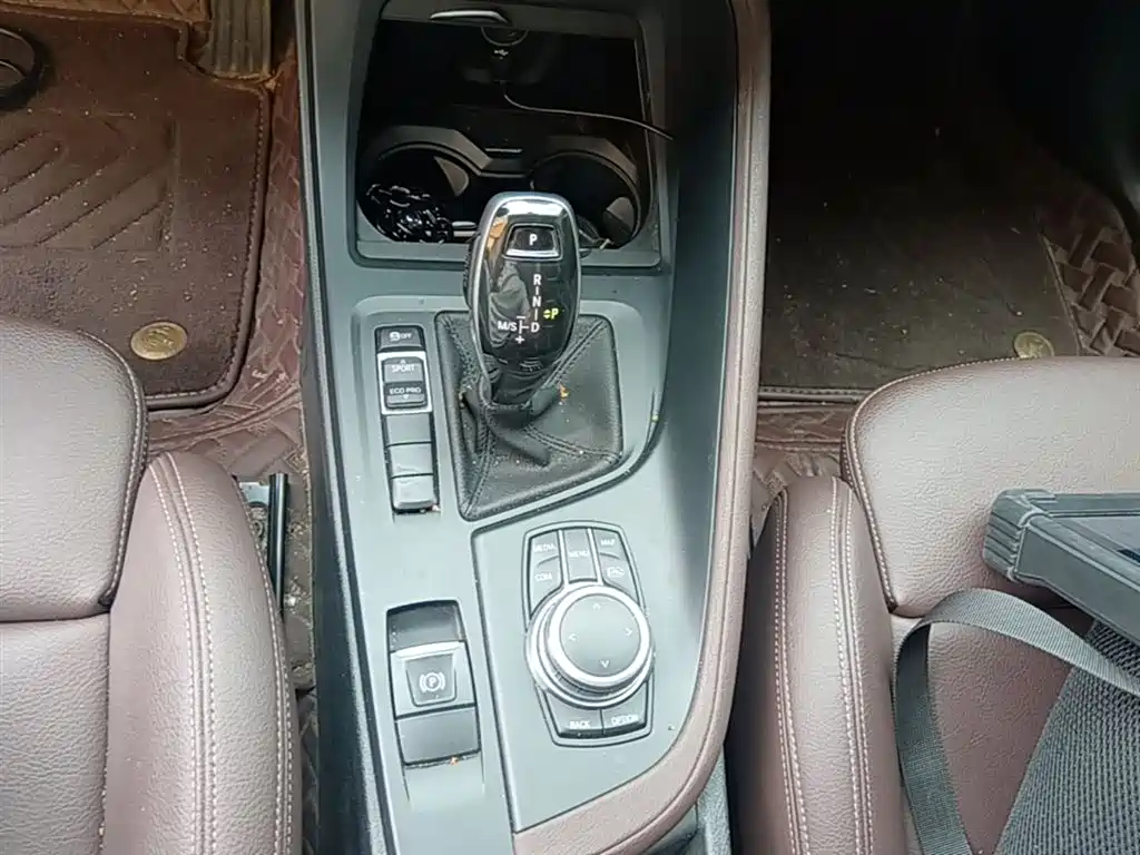 BMW X1 2022 — фото 14