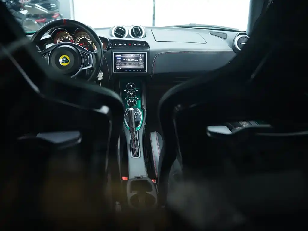 Lotus Evora 2022 — фото 48