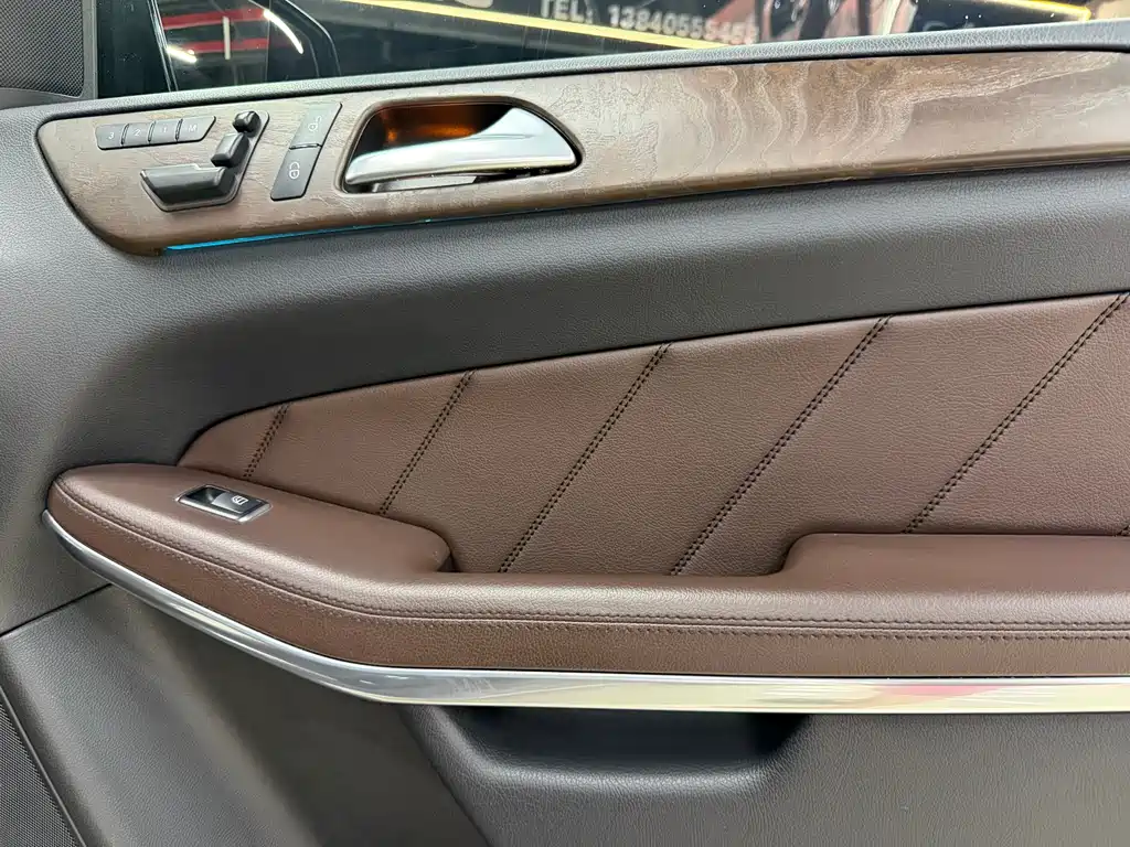 Mercedes-Benz GL-Class 2015 — фото 30