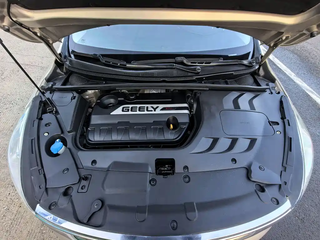Geely Emgrand GS 2017 — фото 17