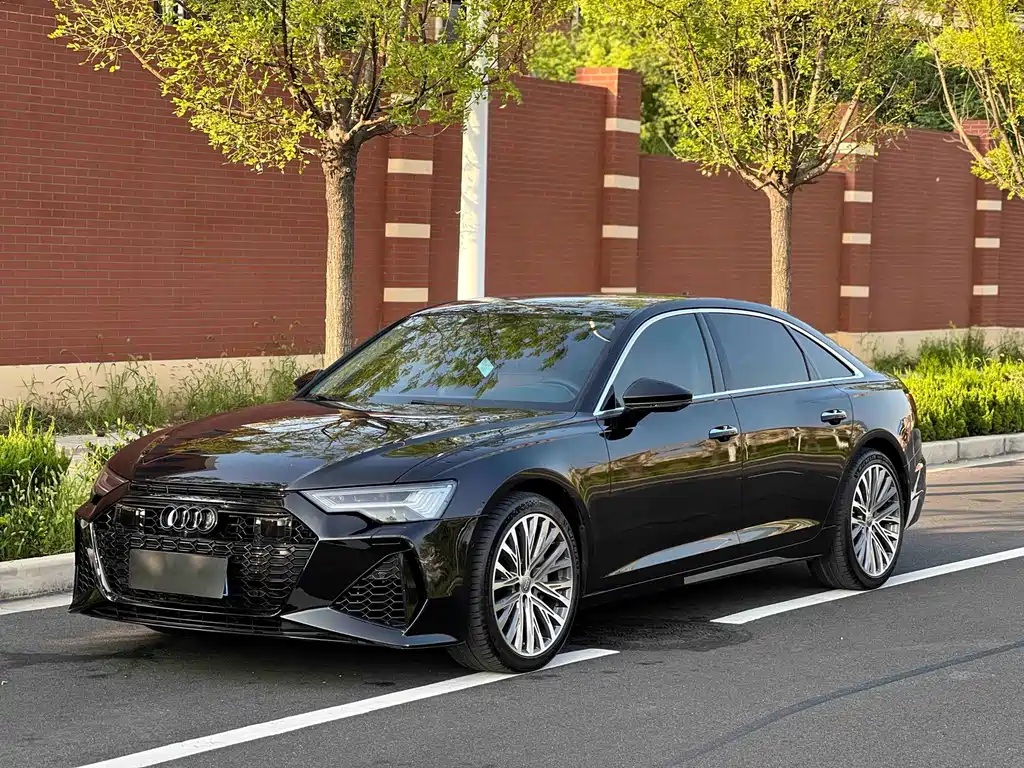 Audi A6L 2020