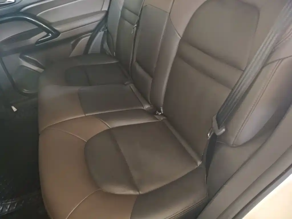 GAC Trumpchi GS4 2016 — фото 17