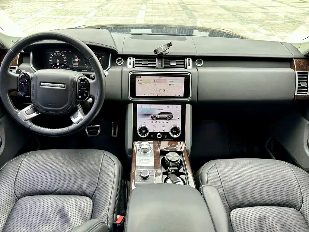 Land Rover Range Rover 2020 — фото 11