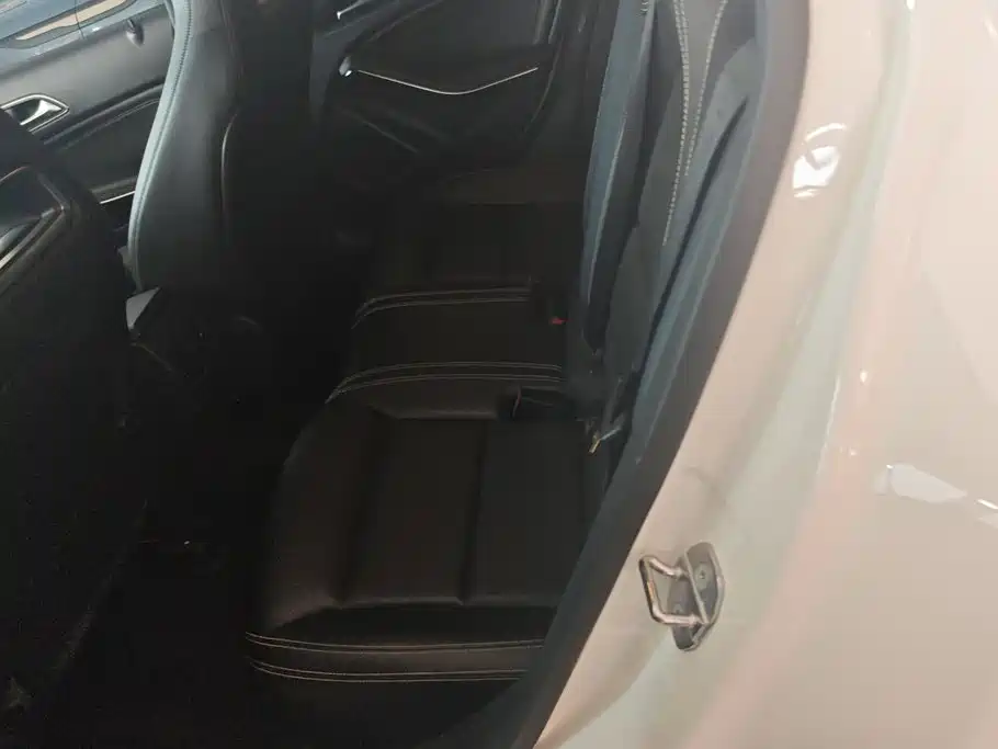 Mercedes-Benz GLA 2019 — фото 11