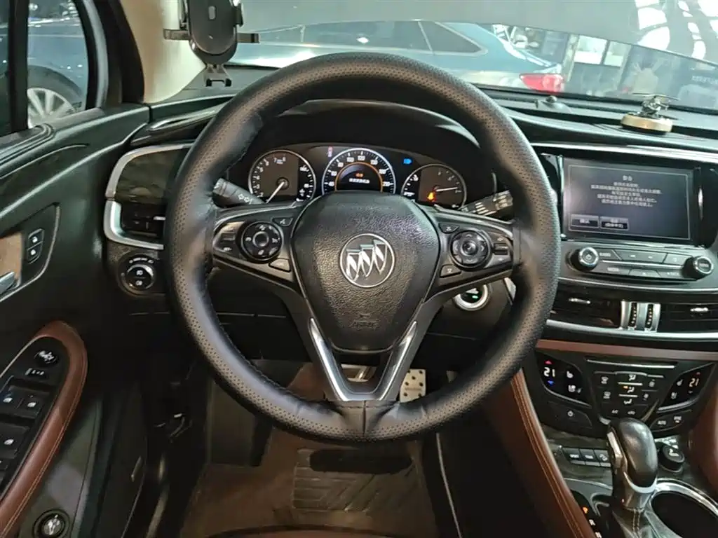 Buick Envision Plus 2015 — фото 11