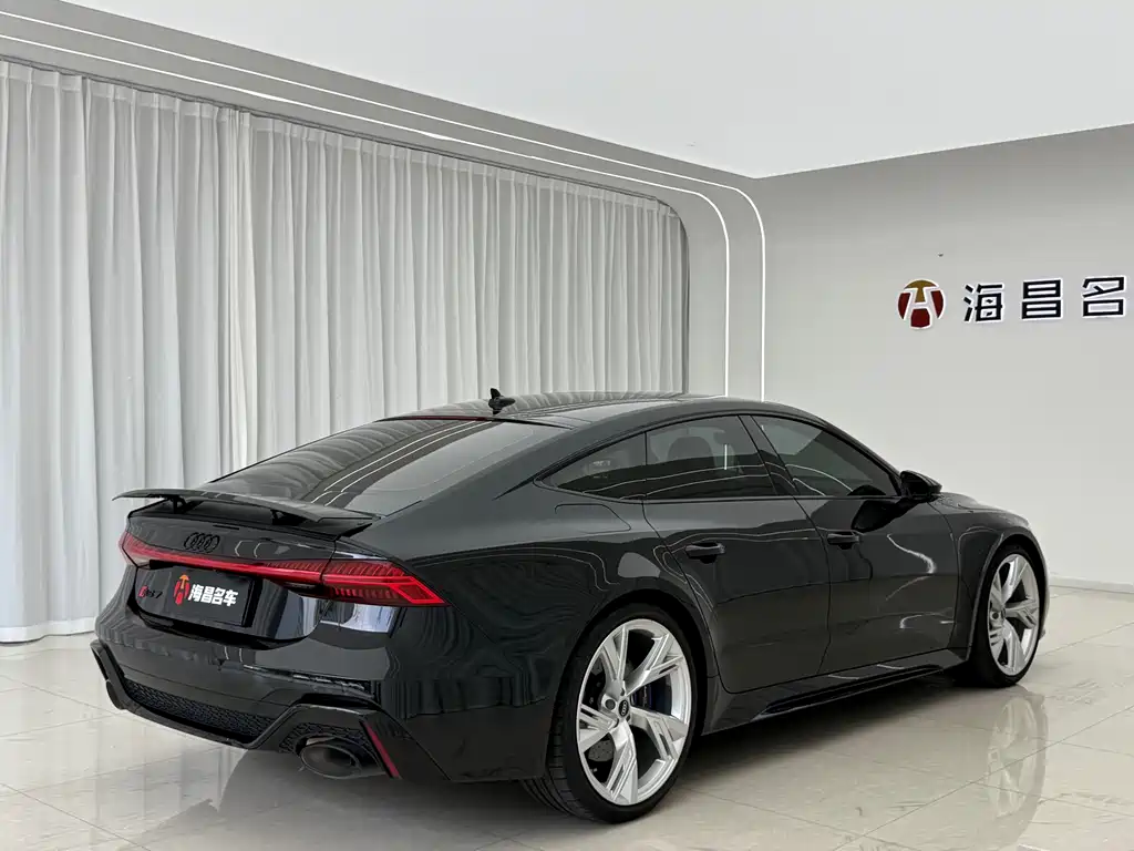Audi RS 7 2023 — фото 9