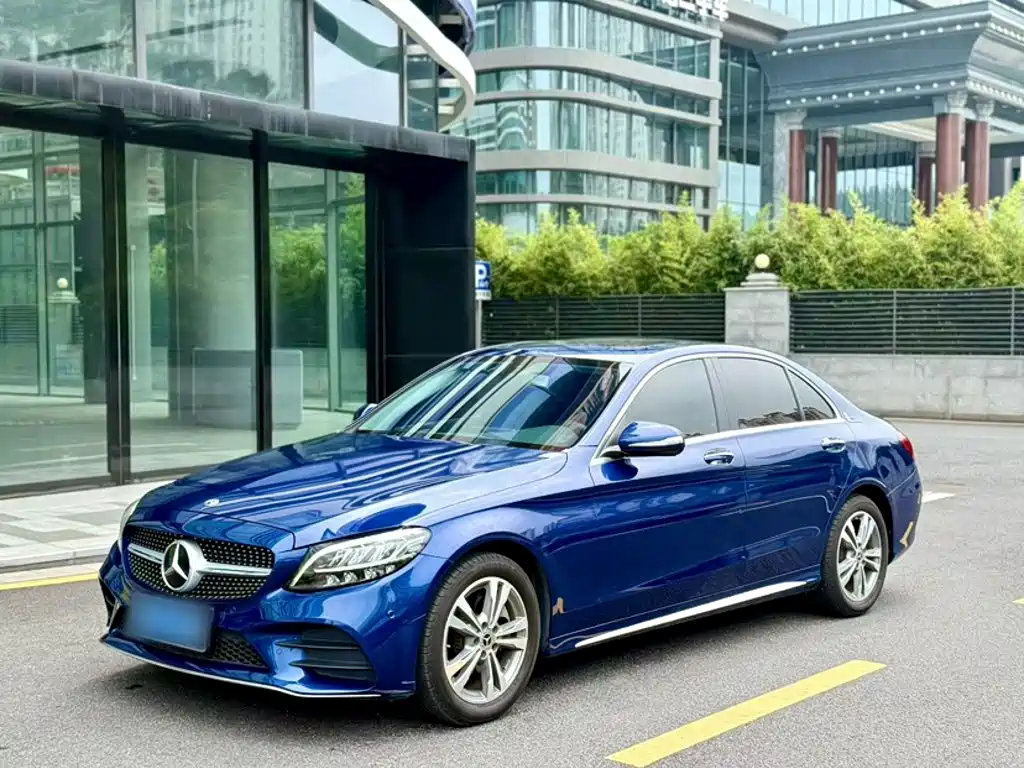 Mercedes-Benz C-Class 2020