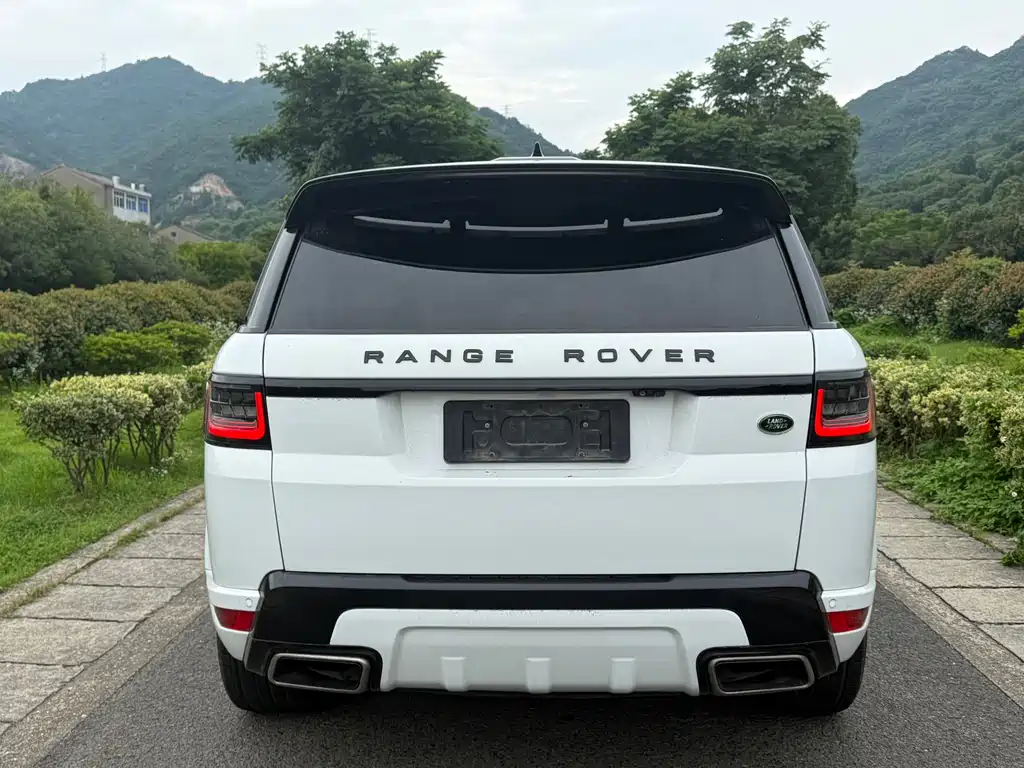Land Rover Sport 2018 — фото 11