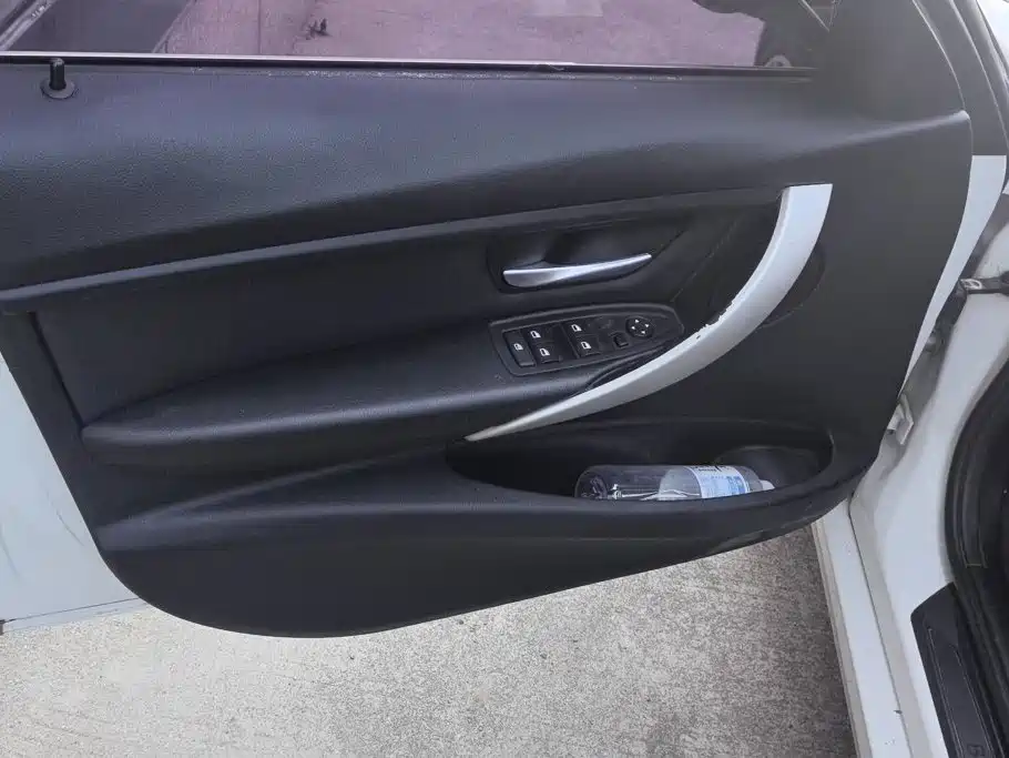 BMW 3 Series 2015
