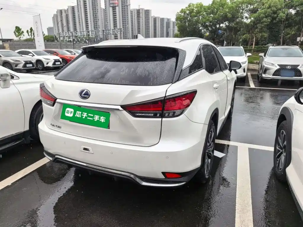 Lexus RX 2022