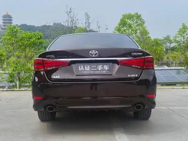 Toyota Crown 2018