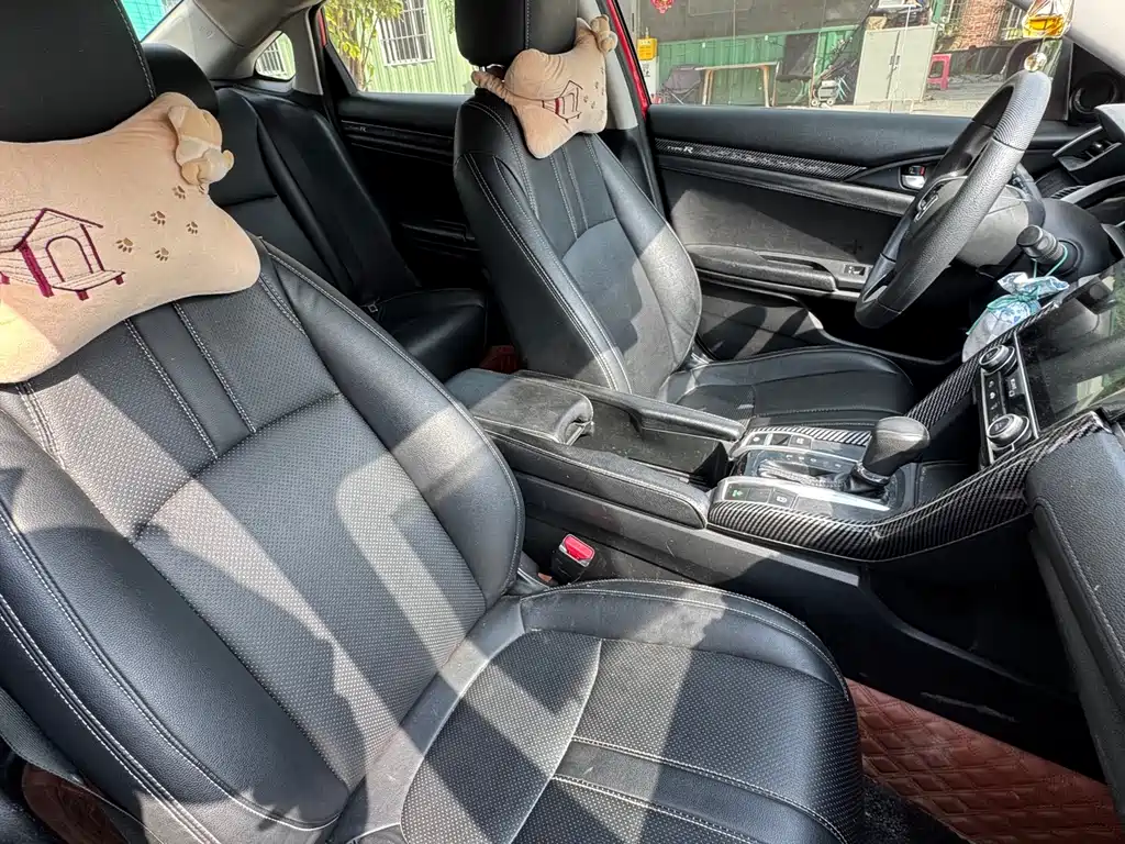 Honda Civic 2018 — фото 13