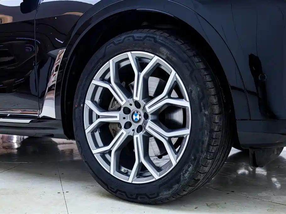 BMW X7 2022 — фото 12