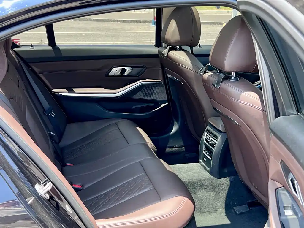 BMW i3 2023 — фото 12
