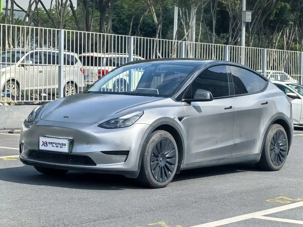 Tesla Model Y 2022 — фото 1