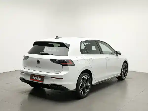 Volkswagen Golf 2026